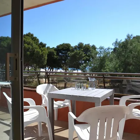 En Primera Linea De Playa Con Piscina Y Terraza - - Es-323-26 *
