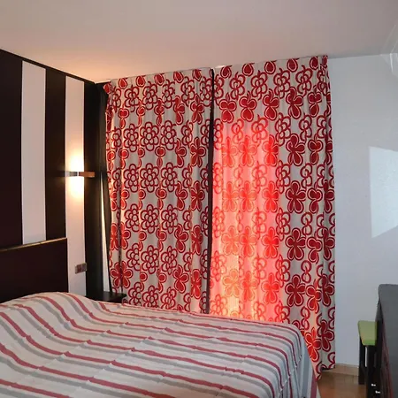 Apartment En Primera Linea De Playa Con Piscina Y Terraza - - Es-323-26 *